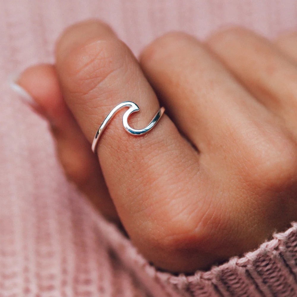 Pura Vida Wave Ring Sterling Silver Size 5